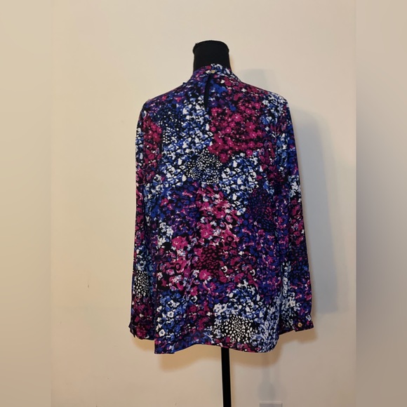 Nine West- Long sleeve floral blouse size L - Picture 6 of 10